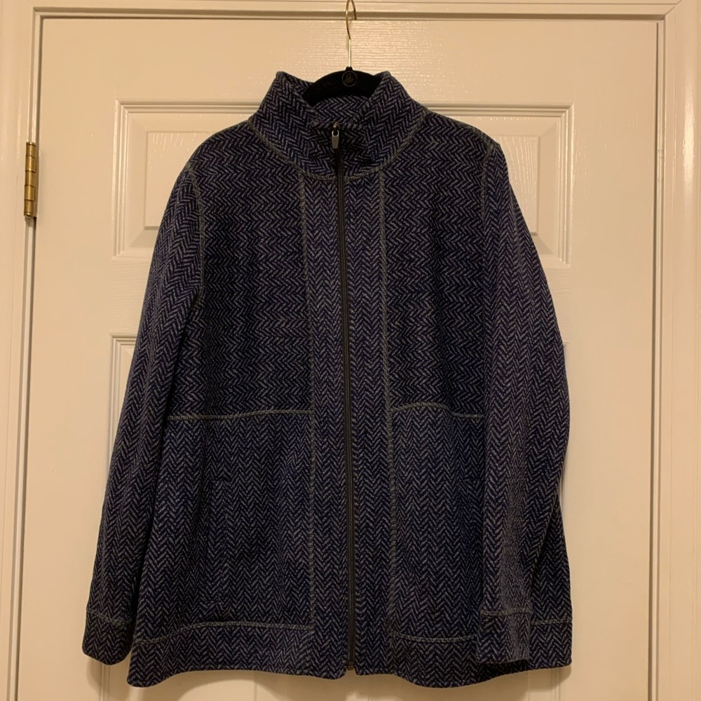 T by Talbots blue/grey zip-up jacket. Pretty tweed-like knit fabric.  Size 1X.